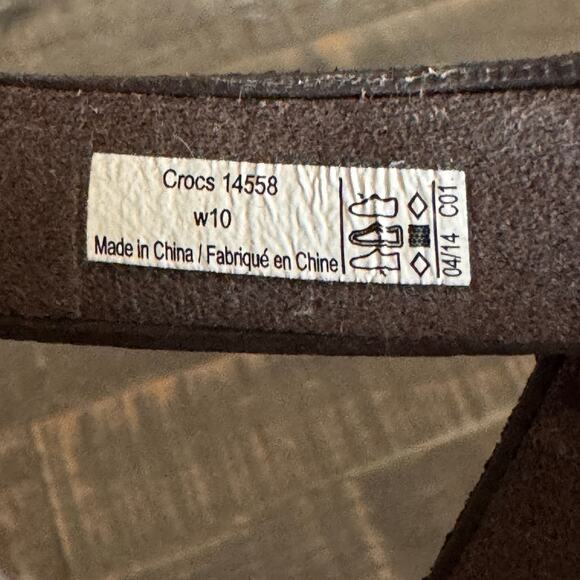 Crocs Womens Size 10 Cyprus IV Heeled Sandals Brown Slip On Strappy 4” 14558 EUC - Picture 7 of 13